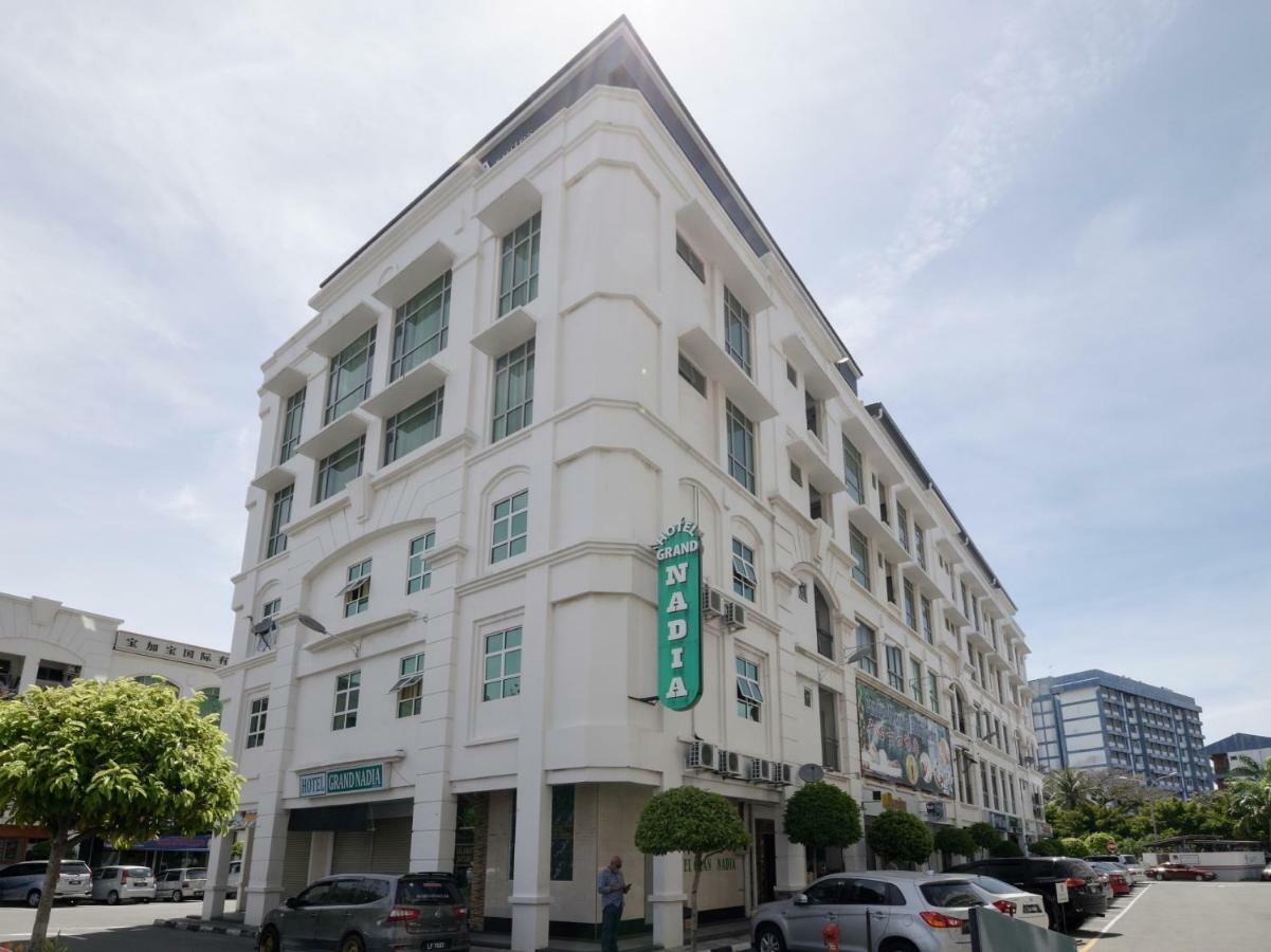 Oyo 892 Hotel Grand Nadia Labuan Exterior foto